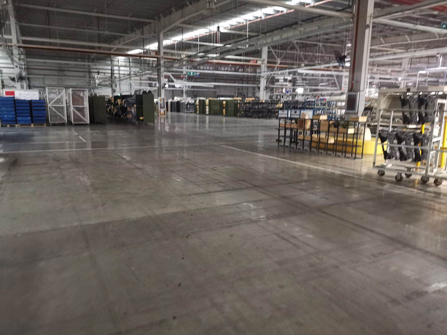 【湖北】華資服裝廠升級(jí)密封型德立固裝甲地坪，防塵起砂